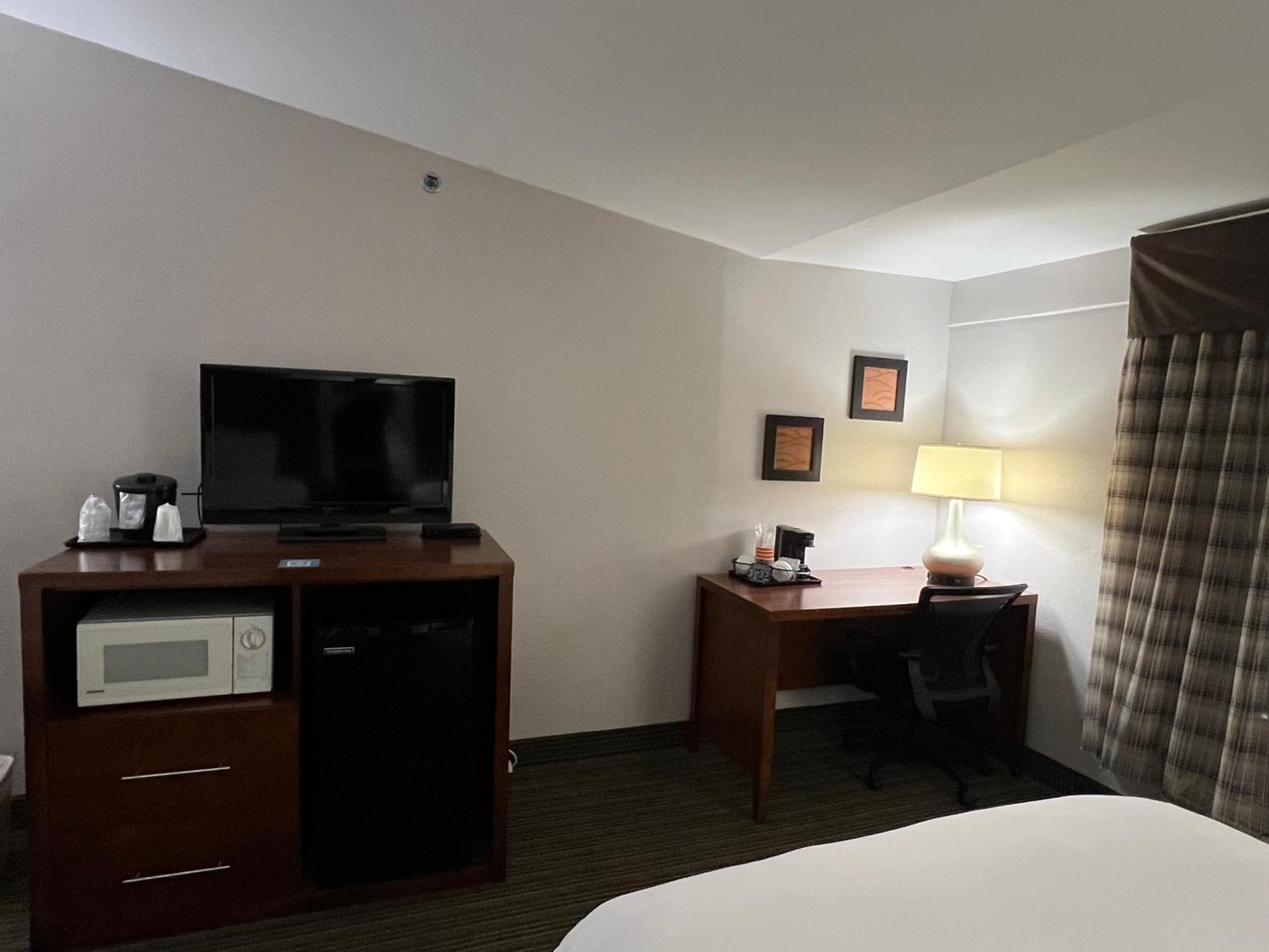 Country Inn & Suites By Radisson, Battle Creek, Mi Ngoại thất bức ảnh